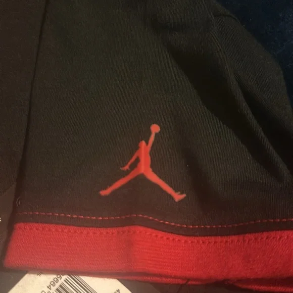 NWT Jordan Girls' Essentials Ringer T-Shirt black - Picture 10 of 13